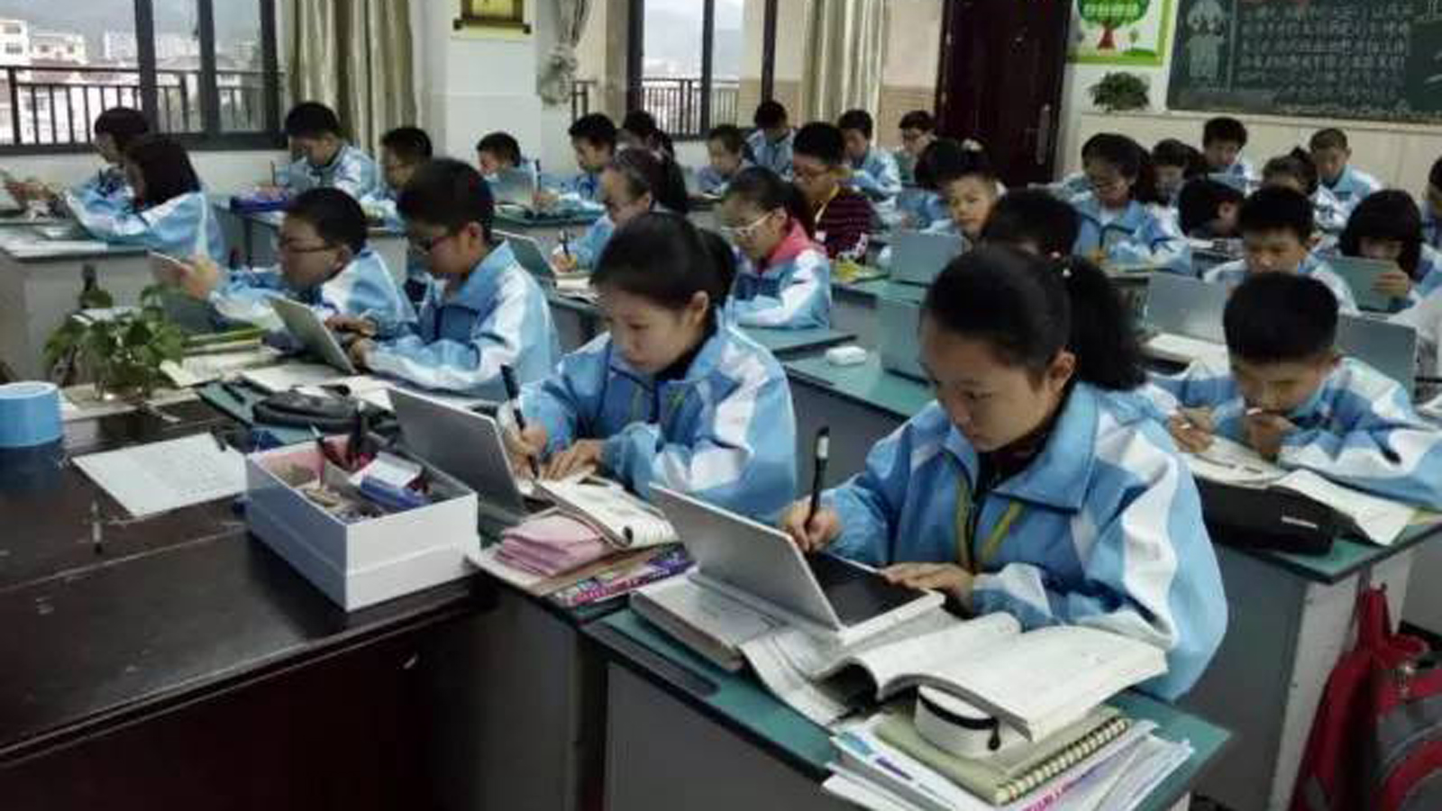 浙江海游中学 | 智慧班成绩大幅提升，各阶段优秀率稳步增长
