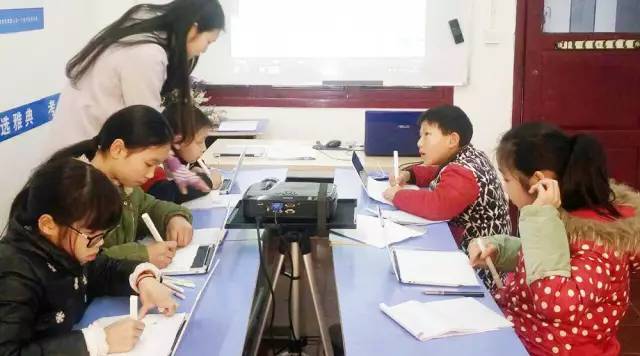 四川雅典教育 | 智慧班80%学生成绩大幅提升  OKAY助力培训机构提升用户粘性